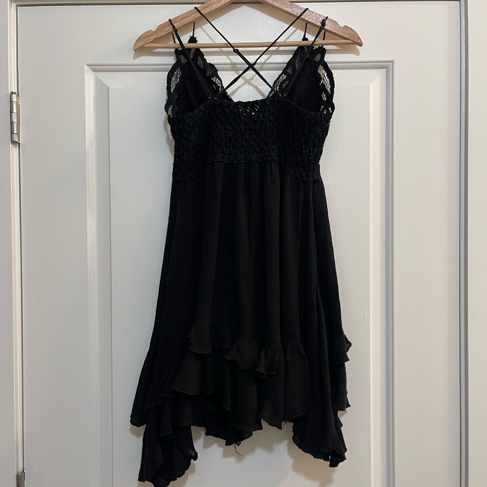 Free People Adella black lace slip dress . - Picture 5 of 7